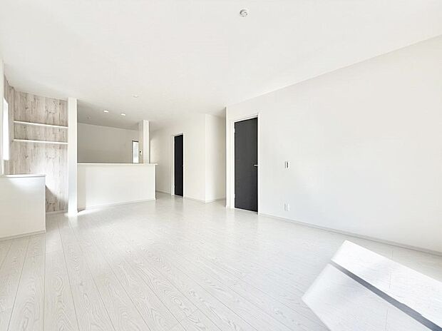 ■心落ち着く場所、ゆったり過ごせるリビング