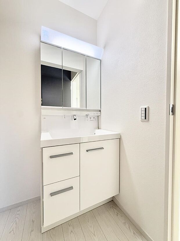 ■朝の準備がスムーズにできる広さです