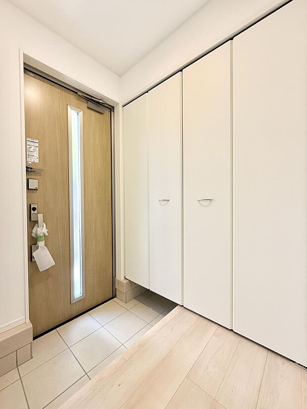 ■ シンプルで美しく、快適な暮らしの入り口