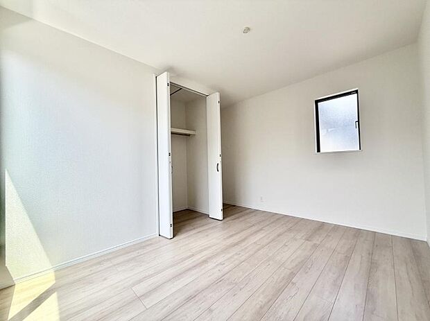 ■窓の配置や通気性の良い設計で部屋の空気がこもらず、常に新鮮な空気が流れます