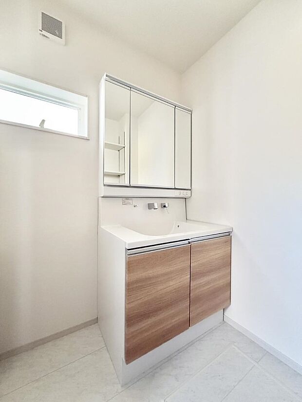 ■朝の準備がスムーズにできる広さです