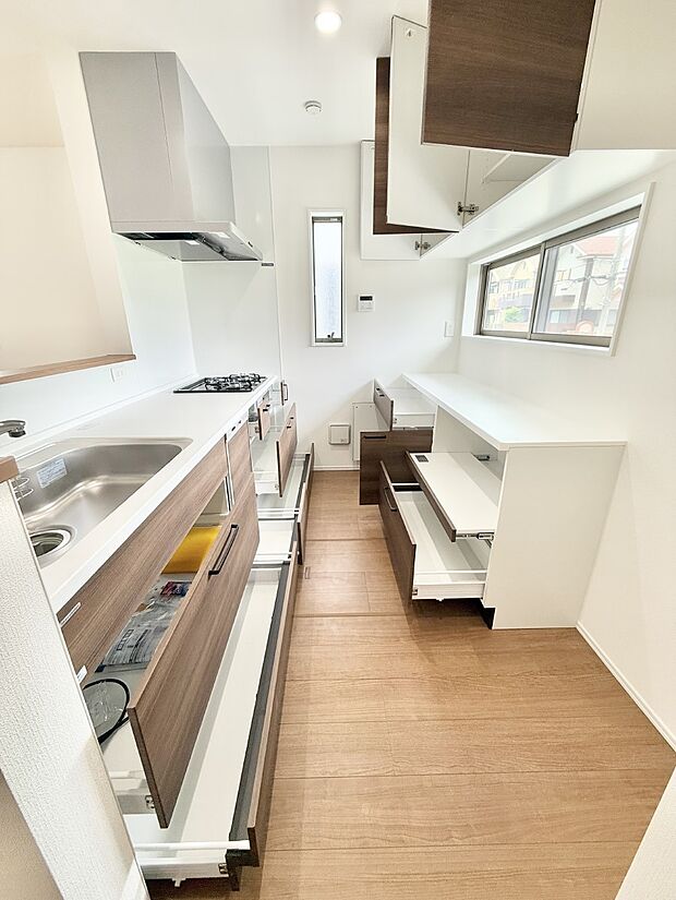 ■料理がもっと楽しくなる、快適なキッチン空間