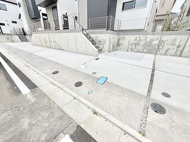 ■自宅にある駐車スペースなので安心ですね