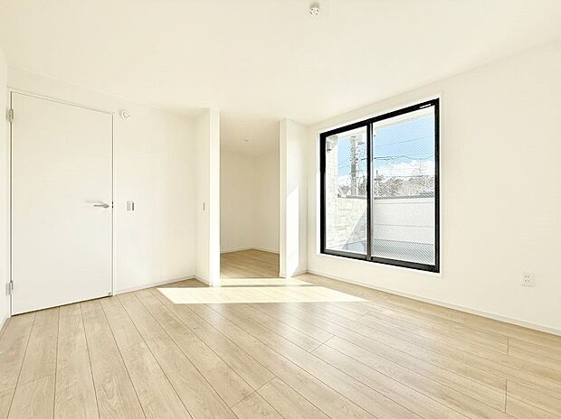 ■窓の配置や通気性の良い設計で部屋の空気がこもらず、常に新鮮な空気が流れます