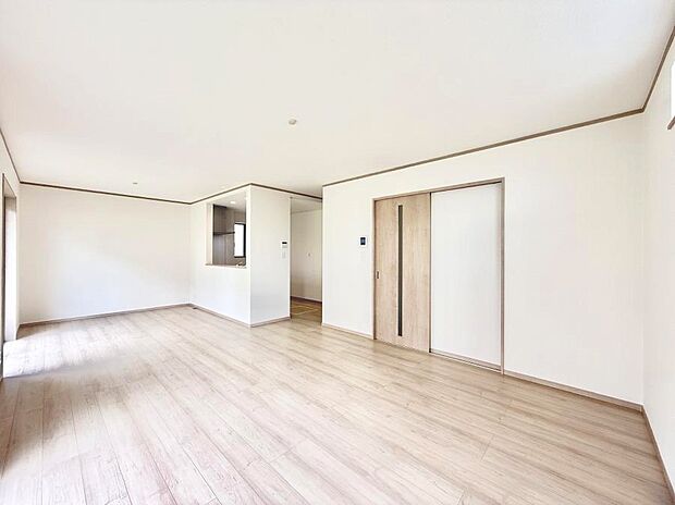 ■くつろぎと笑顔が集まる、心温まるリビング