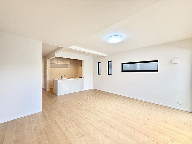 ■くつろぎと笑顔が集まる、心温まるリビング