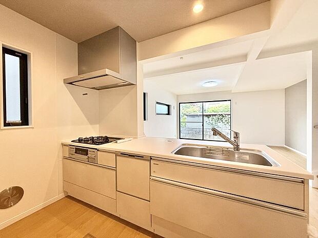 ■家族の絆を深める、温もりのあるキッチン