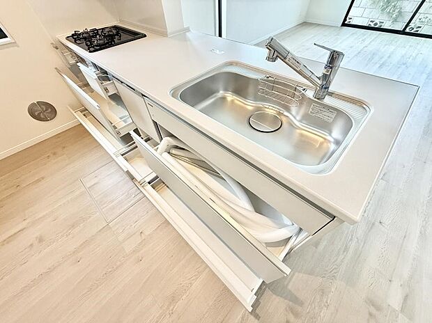 ■家族の絆を深める、温もりのあるキッチン