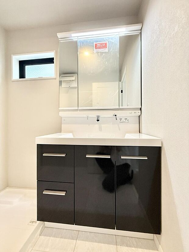 ■朝の準備がスムーズにできる広さです