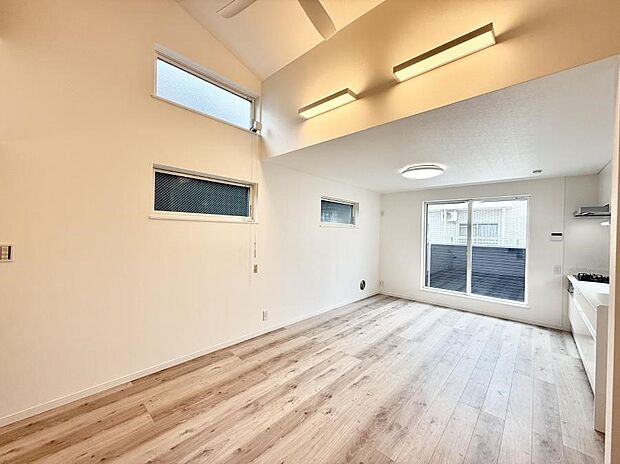 ■心落ち着く場所、ゆったり過ごせるリビング