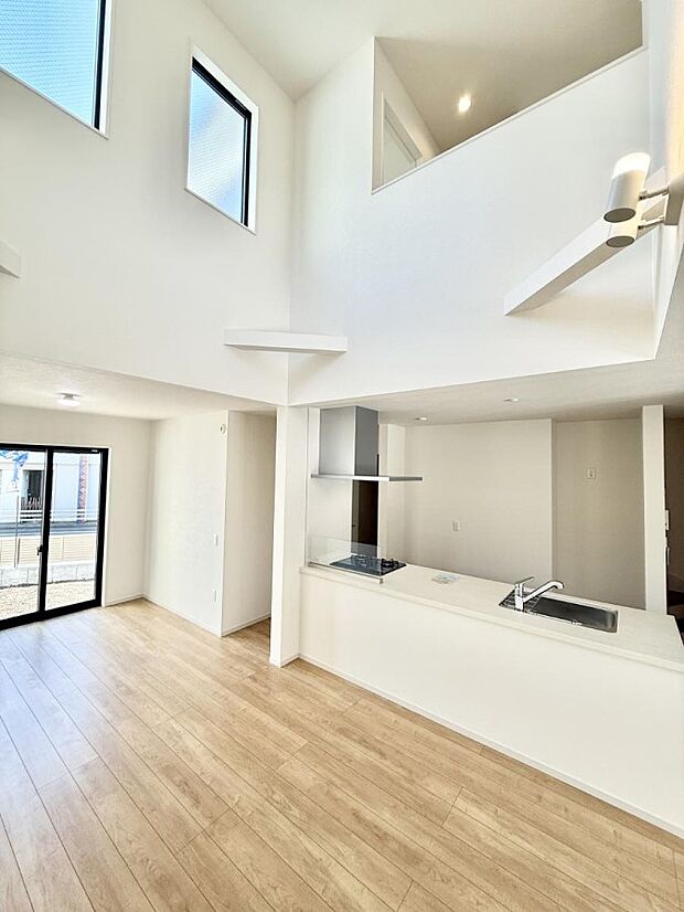 ■くつろぎと笑顔が集まる、心温まるリビング