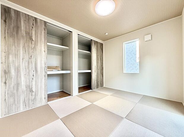 ■落ち着いた色合いのお部屋で穏やかな時間を楽しめます