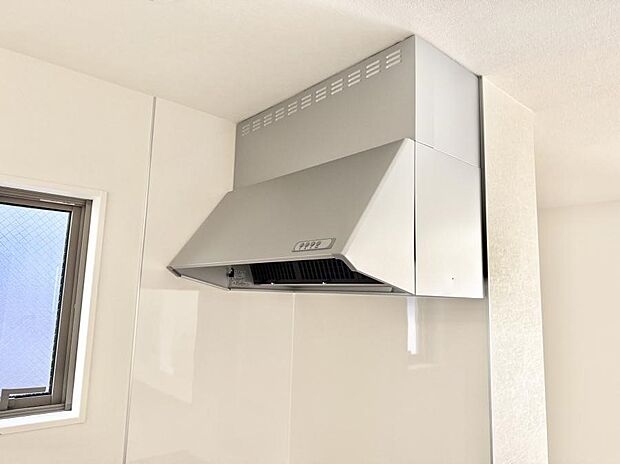 ■調理時の蒸気や匂いが換気扇に誘導され、効率的に排煙ができます。