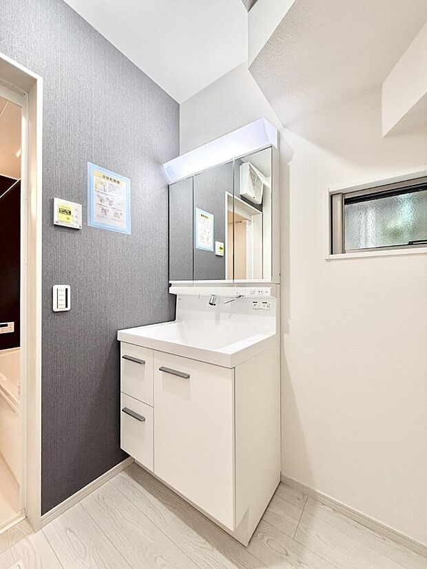 ■朝の準備がスムーズにできる広さです