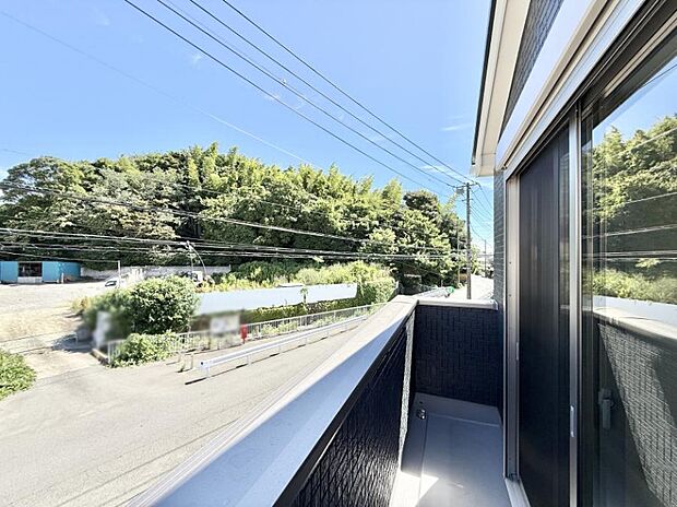 ■ 季節の移ろいを感じられる開放的な空間です