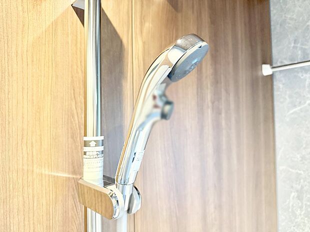 ■手元で簡単に止水できるため、水の無駄遣いを減らすことができます。