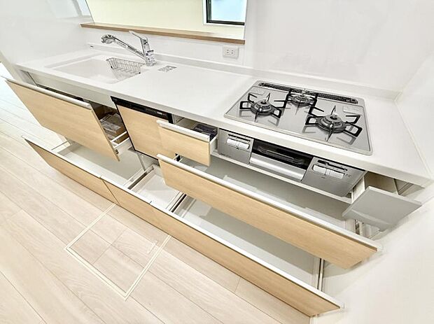 ■料理がもっと楽しくなる、快適なキッチン空間