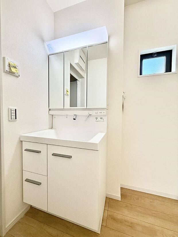 ■朝の準備がスムーズにできる広さです