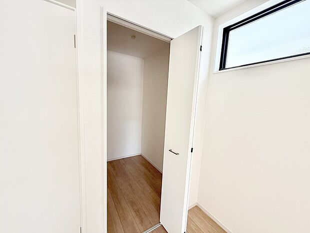 ■プラスαの収納スペース  