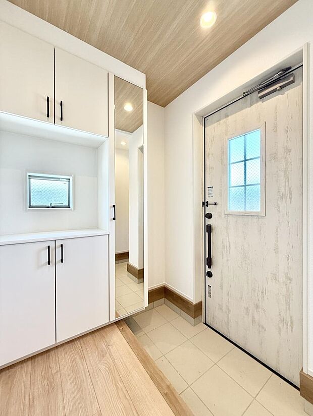 ■ ここから始まる一日、すっきり整った玄関