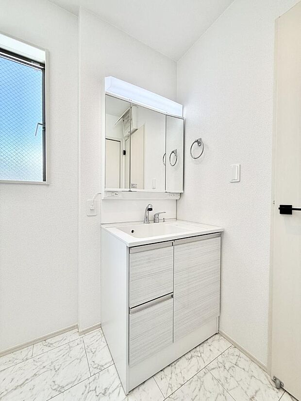 ■朝の準備がスムーズにできる広さです