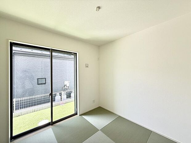 ■落ち着いた色合いのお部屋で穏やかな時間を楽しめます