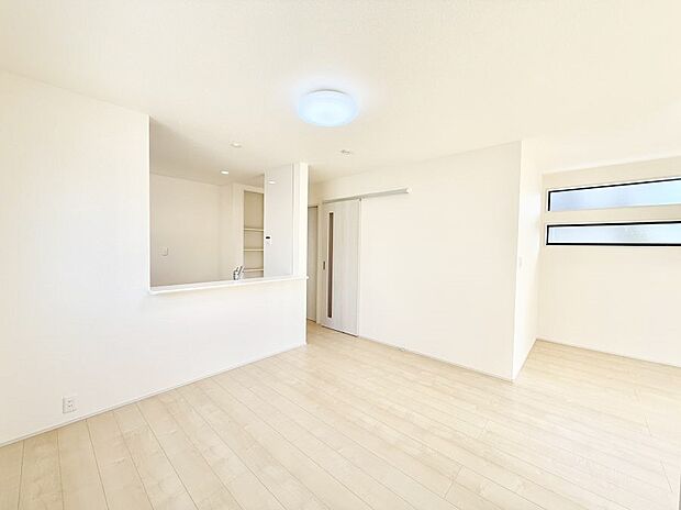 ■くつろぎと笑顔が集まる、心温まるリビング