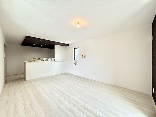 ■心落ち着く場所、ゆったり過ごせるリビング