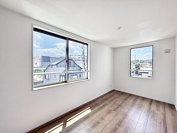 ■窓の配置や通気性の良い設計で部屋の空気がこもらず、常に新鮮な空気が流れます