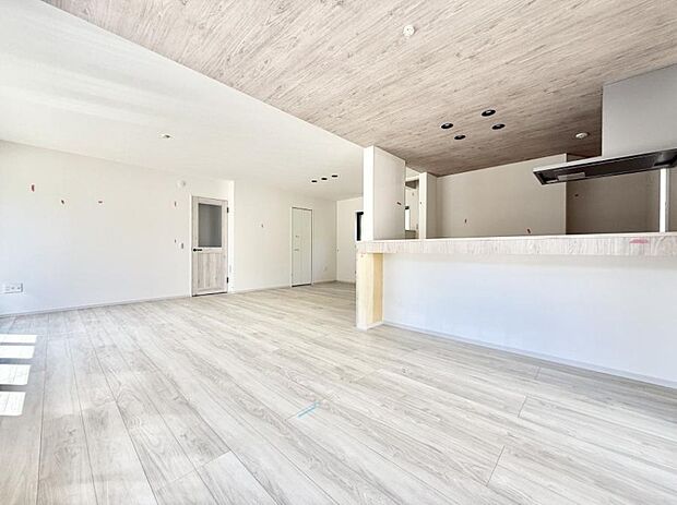 ■くつろぎと笑顔が集まる、心温まるリビング