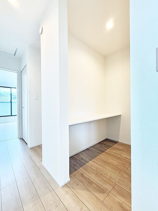 ■テレワークなどに利用できるスタディカウンタースペース完備♪