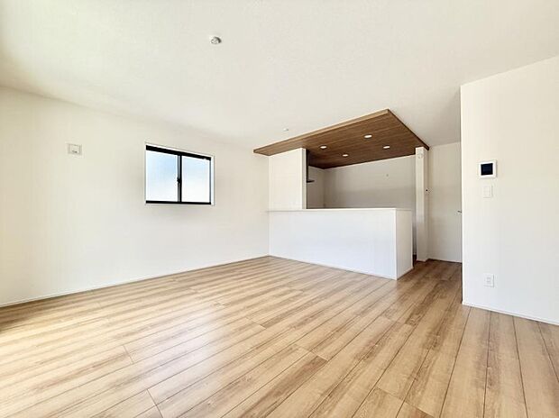 ■くつろぎと笑顔が集まる、心温まるリビング