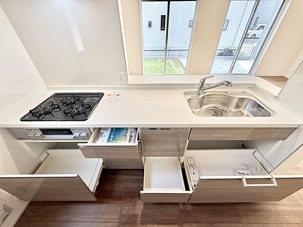 ■料理がもっと楽しくなる、快適なキッチン空間