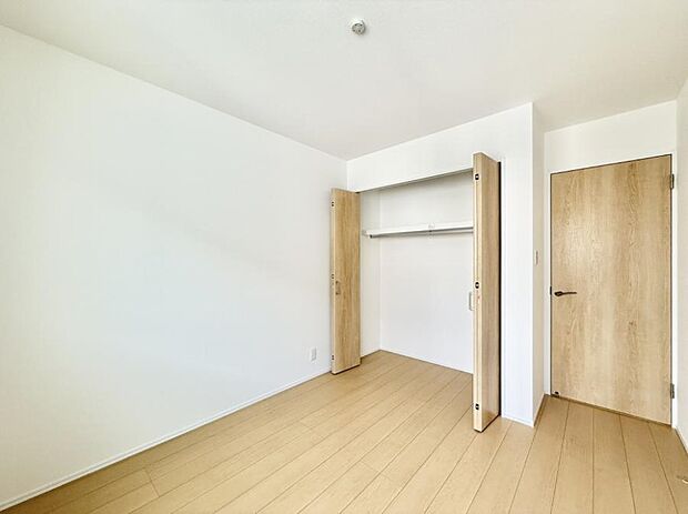 ■落ち着いた色合いのお部屋で穏やかな時間を楽しめます