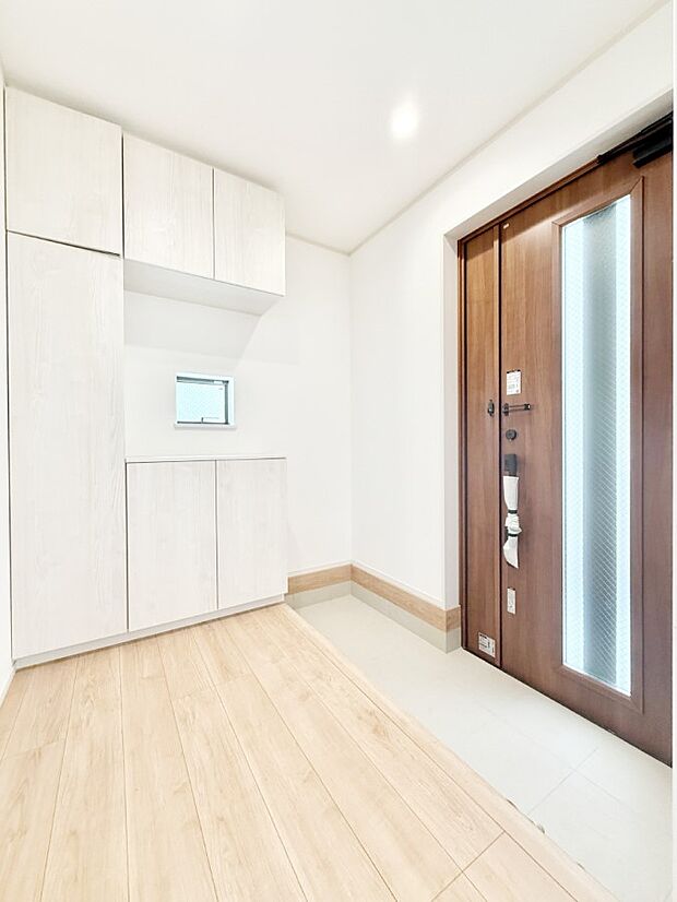 ■ シンプルで美しく、快適な暮らしの入り口