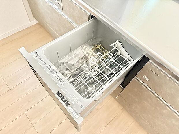 ■手間なく洗浄！食器をピカピカに仕上げてくれます