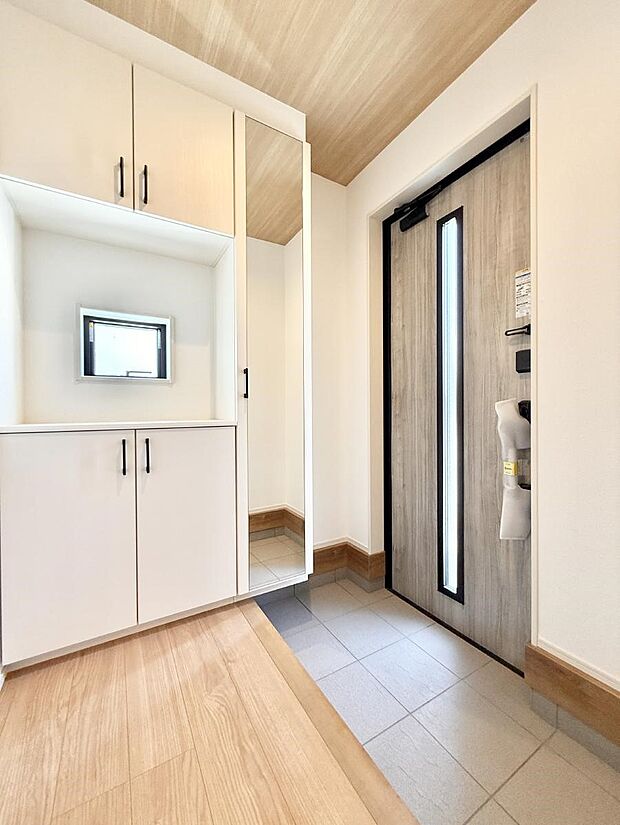 ■ ここから始まる一日、すっきり整った玄関