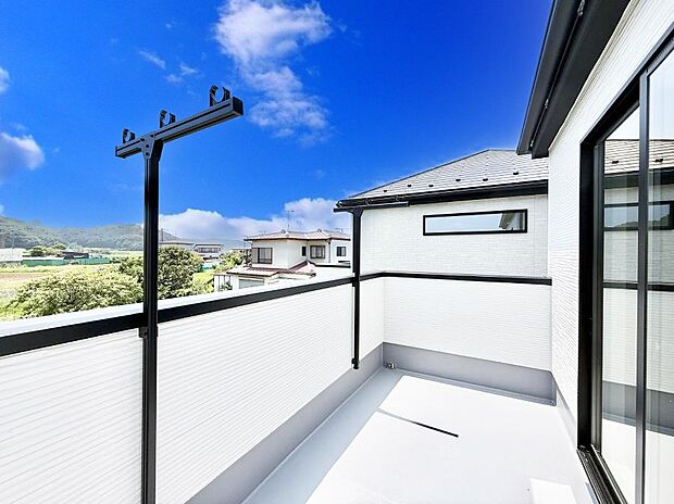 ■ 季節の移ろいを感じられる開放的な空間です