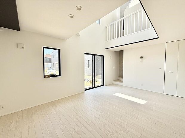 ■温もりを感じる、居心地のいいリビング