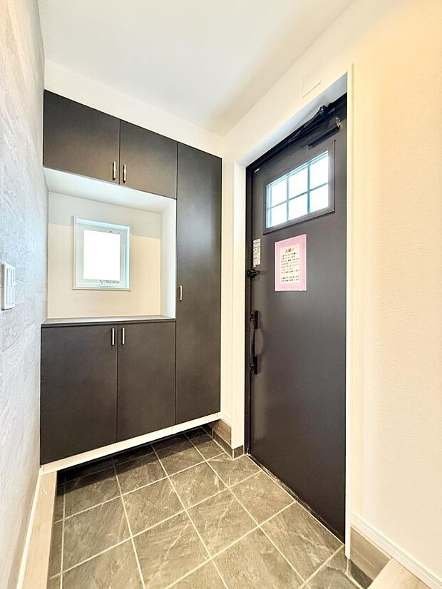 ■ ここから始まる一日、すっきり整った玄関