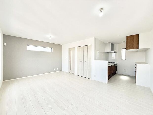 ■くつろぎと笑顔が集まる、心温まるリビング