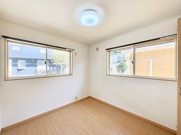 ■窓の配置や通気性の良い設計で部屋の空気がこもらず、常に新鮮な空気が流れます
