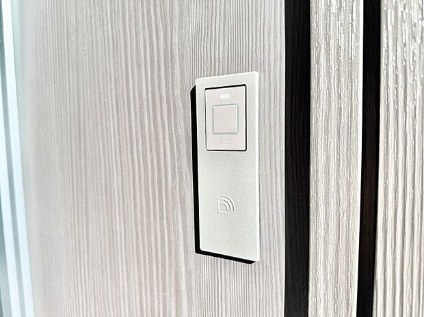 ■鍵を取り出さずに便利に操作できて快適