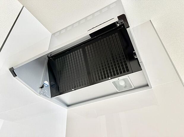 ■調理時の蒸気や匂いが換気扇に誘導され、効率的に排煙ができます。