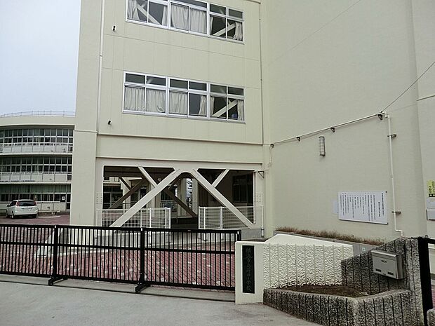 小学校 750m 横浜市立蒔田小学校