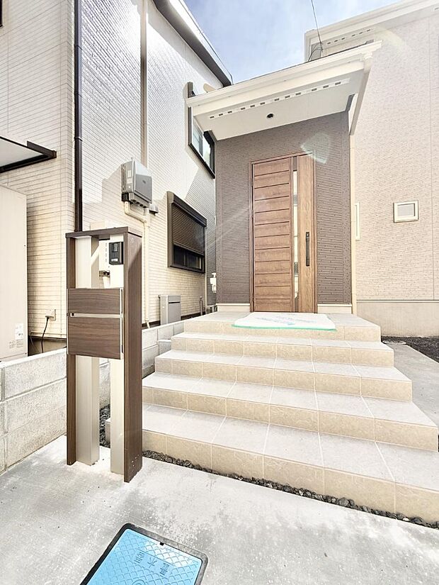 ■ 心地よい暮らしへとつながる、温かい玄関