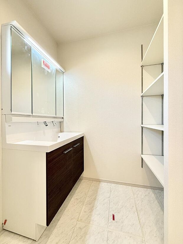 ■朝の準備がスムーズにできる広さです