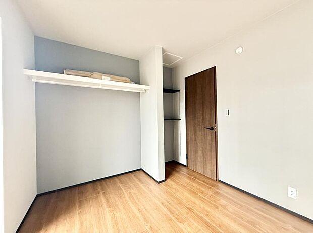 ■落ち着いた色合いのお部屋で穏やかな時間を楽しめます