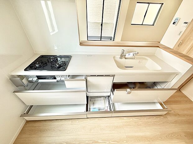 ■美味しい時間が生まれる、笑顔あふれるキッチン