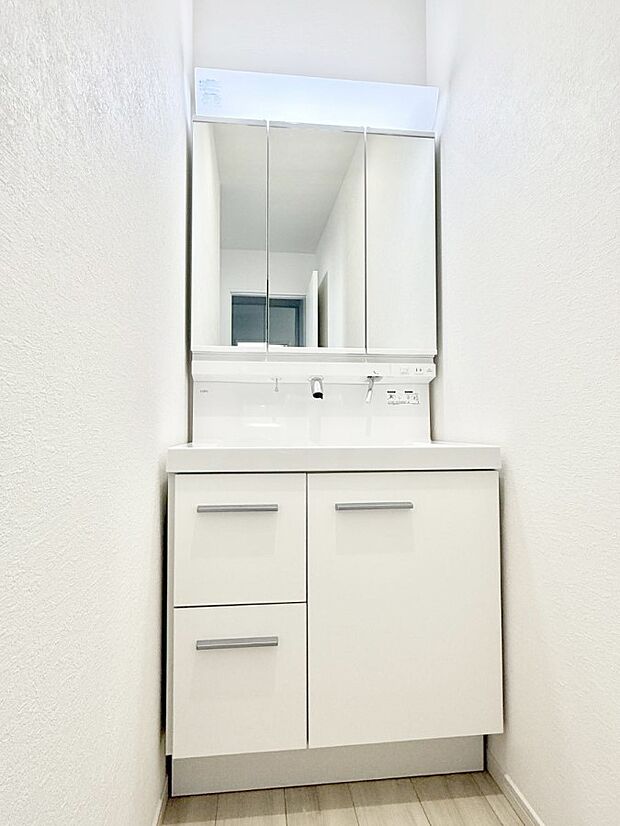 ■朝の準備がスムーズにできる広さです